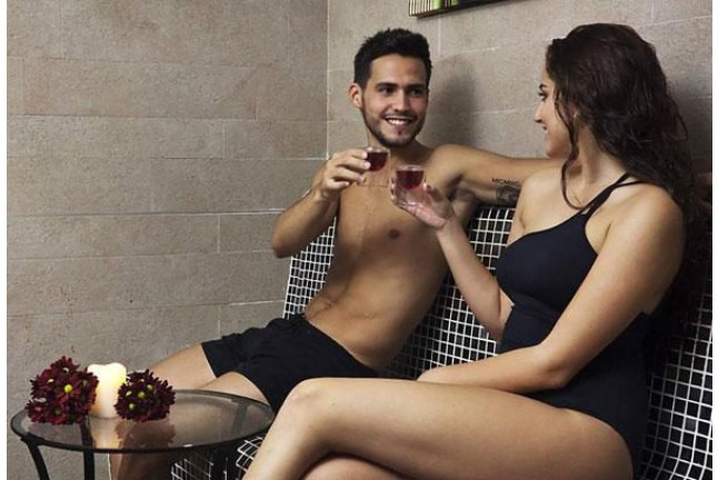 Circuito Spa y Masaje para dos en H2O Spa Balneario (Sevilla)