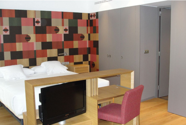 Escapada Romántica con Cena Especial en Habitación Superior de Balneario de Panticosa 4* (Huesca)