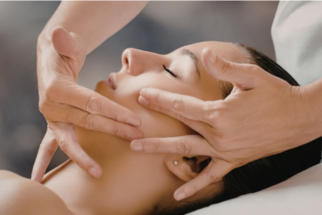 Ritual Serenidad con Exfoliación, Tratamiento y Masaje Facial en KMS Head Spa (Perpiñán, Francia)
