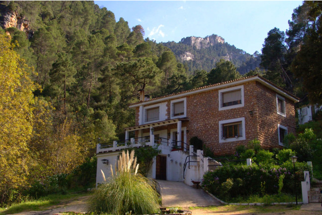 Escapada de 2 Noches con Desayuno en Hotel Rural Hospedería Las Cañadillas (Hornos de Segura, Jaén)