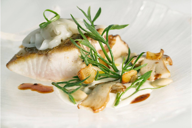 Comida para dos en el Restaurante Fondillón del Hotel Hospes Amérigo 5* (Alicante)