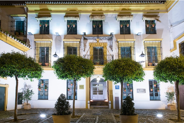 Escapada con Desayuno en Hotel Hospes Las Casas del Rey de Baeza 4* (Sevilla)
