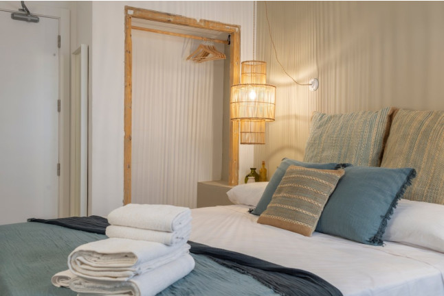 Escapada de 1 o 2 Noches con Desayuno en Hostal Boutique Sa Nansa (Tossa de Mar, Girona)