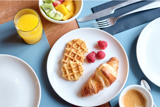 Escapada de 1 o 2 Noches con Desayuno en Hostal Boutique Sa Nansa (Tossa de Mar, Girona)