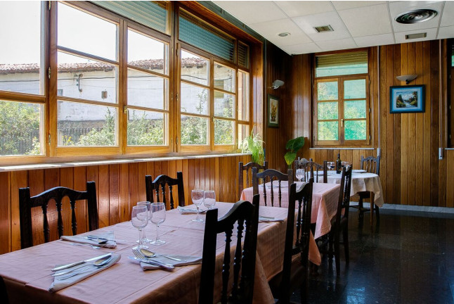 Escapada con Cena en Hostal Casa Ramón (Quintanar de la Sierra, Burgos)