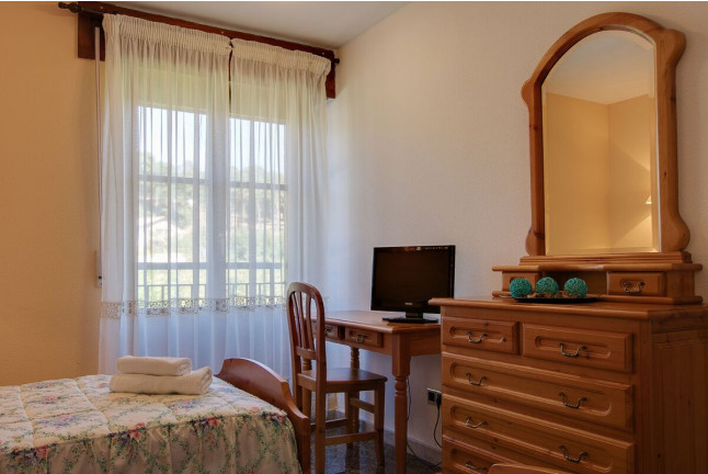Escapada con Cena en Hostal Casa Ramón (Quintanar de la Sierra, Burgos)