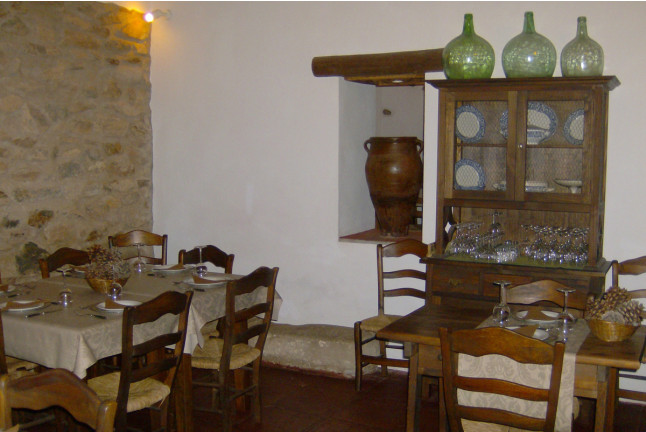 Escapada con Desayuno en Hostería Casa Adriano (Alanís, Sevilla)