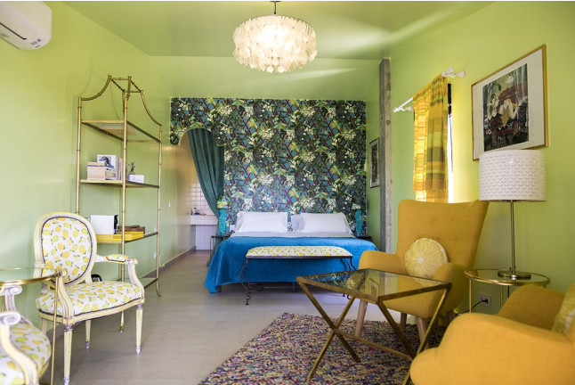 Escapada con Desayuno en Habitación Doble o Suite de Aal Cachucho (San Agustín del Guadalix, Madrid)
