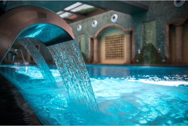 Circuito Spa y Masaje para dos en Sallés Hotel Aeroport de Girona 4* (Riudellots de la Selva, Girona)