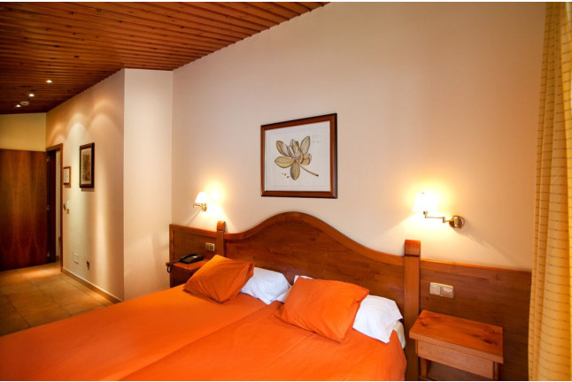 Escapada con Cena en Hotel Montané 3* (Arinsal, Andorra)