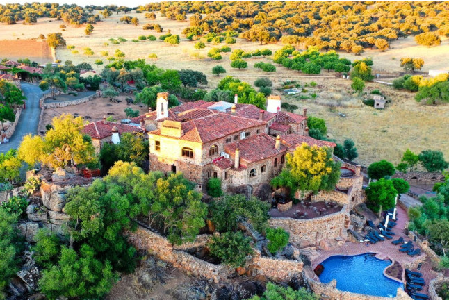 Escapada de 1 o 2 Noches con Cena y Visita a Bodega en Hotel Monasterio Rocamador (Almendral, Badajoz)
