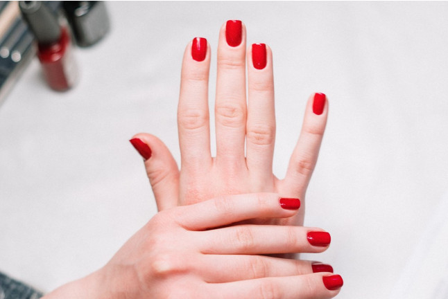 Experiencia Familiar a Elegir: Manicura o Masajes en Spa Best Semiramis del Hotel Best Semiramis 5* (Tenerife)
