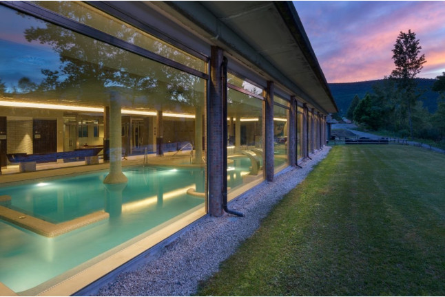 Escapada en Villa Deluxe con Spa y Desayuno en Hotel & SPA Monasterio de Boltaña 5* (Boltaña, Huesca) 