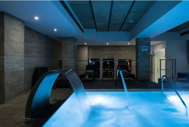Circuito Spa y Masaje con Aromaterapia o Terapéutico en Hotel Catalonia Ramblas 4* (Barcelona)