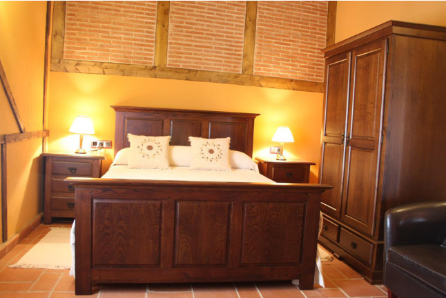 Escapada en Hotel Rural Cerro Príncipe con Visita y Cata para dos en Bodega Las Encomiendas (Badajoz)