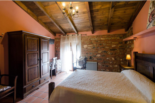 Escapada en Hotel Rural Cerro Príncipe con Visita y Cata para dos en Bodega Las Encomiendas (Badajoz)