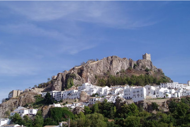 Escapada Rural de 2 Noches en Hotel Del Carmen (Prado Del Rey, Cádiz)