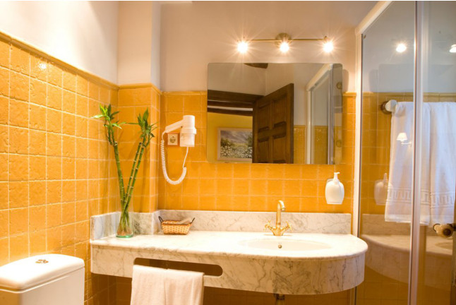 Escapada con Opción a Desayuno en Hotel Rural El Pilaret (Azanuy, Huesca)
