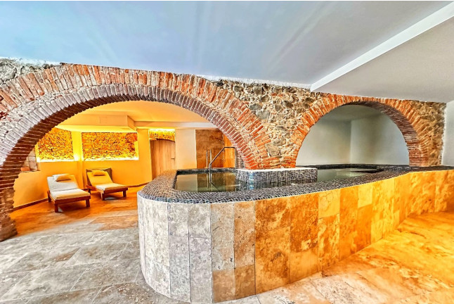 Escapada con Spa y Cena en el Hotel Boutique Comtal Empúries (Castelló d'Empúries, Girona)