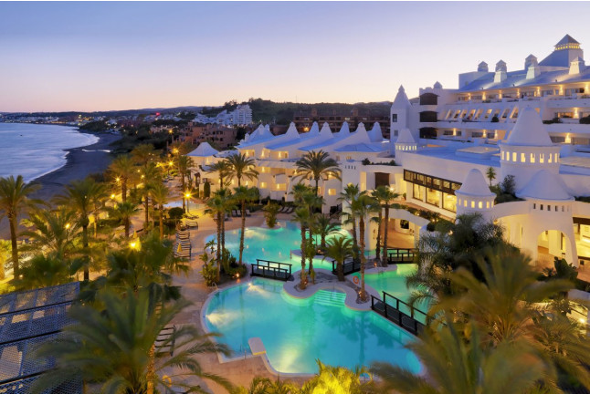 Escapada con Desayuno en el Hotel H10 Estepona Palace 4* (Málaga) 