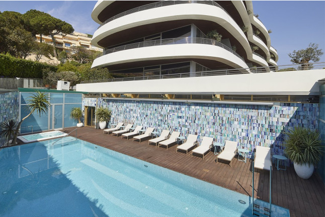 Escapada Romántica con Circuito Spa y Masaje en Alàbriga Hotel & Home Suites 5* GL (Sant Feliu de Guíxols, Girona)