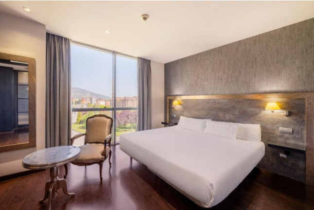 Escapada de 2 Noches con Desayuno en Iberik Santo Domingo Plaza Hotel 4* (Oviedo, Asturias)