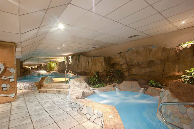 Circuito Spa y Mascarilla Profunda para dos en Hotel ILUNION Les Corts 4* - NATUR Spa (Barcelona)