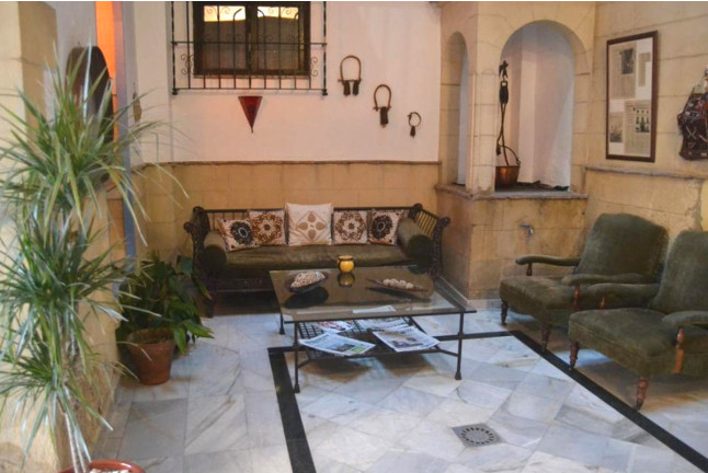 Escapada de 2 Noches con Desayuno en Hotel La Fonda del Califa (Arcos De La Frontera, Cádiz)