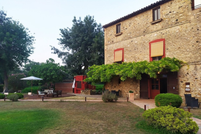 Escapada Bienestar con Spa en Masia La Palma (Espinavessa, Girona) 