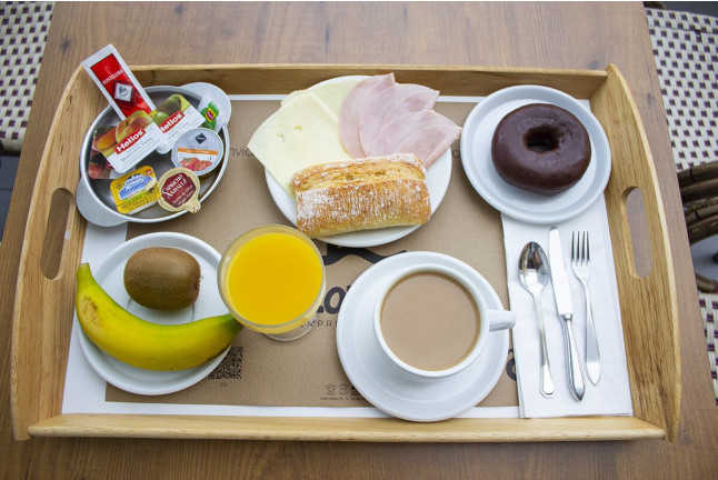 Escapada con Desayuno y Opción a Habitación Superior en Hotel La Terraza (Miño, A Coruña)