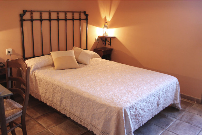 Escapada con Desayuno en Hotel Rural Mesa del Conde (San Felices de los Gallegos, Salamanca)