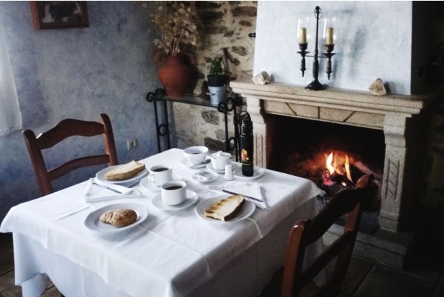 Escapada con Desayuno en Hotel Rural Mesa del Conde (San Felices de los Gallegos, Salamanca)