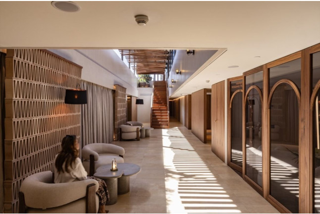 Circuito Termal, Masaje y Desayuno en Spa Alterego del Hotel Miramar Barcelona 5* GL (Barcelona)