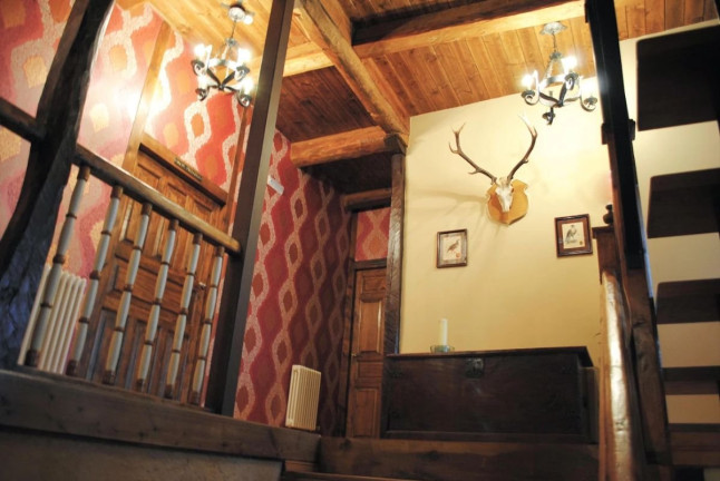 Escapada Rural de 2 Noches con Desayuno en Hotel Los Oteros (Pajares de los Oteros, León)