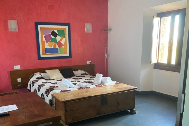 Escapada con Bañera Hidromasaje y Cena en Hotel Antiguo Palacio de Atienza (Atienza, Guadalajara)