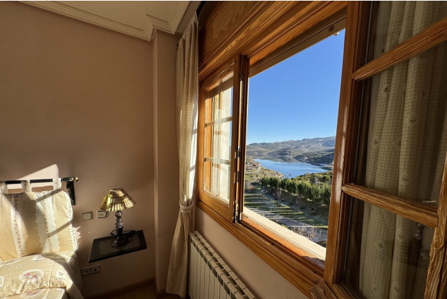 Escapada 2 Noches con Desayuno en Hotel Pico Espigüete (Alba de los Cardaños, Palencia)