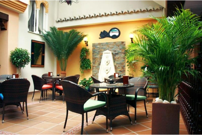 Escapada Relax en Hotel Maria Cristina y Piloto por un Día y Acompañante (Málaga)