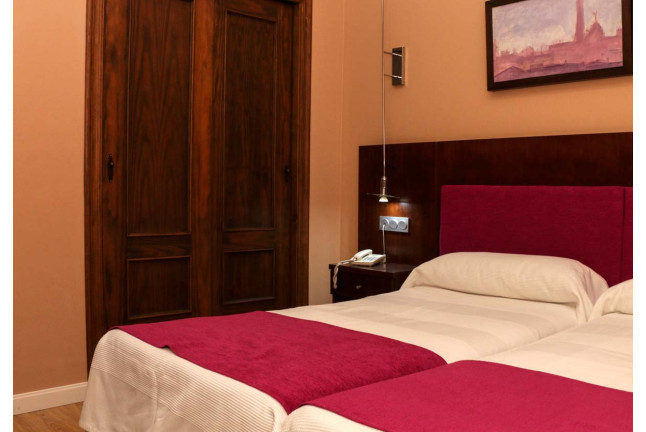 Escapada de 2 Noches con Cena en Hotel El Carmen (Puente Genil, Córdoba)