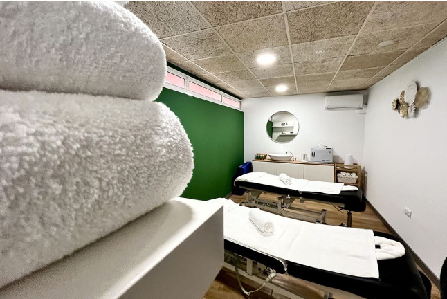 Masaje Relajante de Espalda o de Cuerpo Completo en Millenium Spa - Hotel Puente Real 4* (Torremolinos, Málaga)