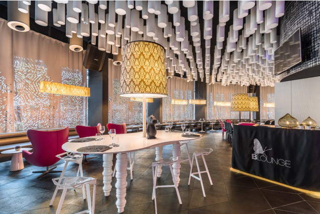 Cena para dos en Restaurante B-Lounge del Hotel Barceló Raval 4*S y Copa en la Terraza-Mirador 360º (Barcelona)