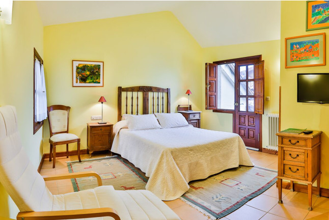 Escapada de 2 Noches con Desayuno en Hotel Rectoral de Fofe (Covelo, Pontevedra)