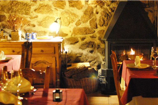 Escapada con Cena en Hotel Rural La Trocha de Hoyorredondo 4* (Hoyorredondo, Ávila)