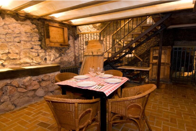 Escapada de 2 Noches en Hotel Rural Las Ollerías (Deza, Soria)