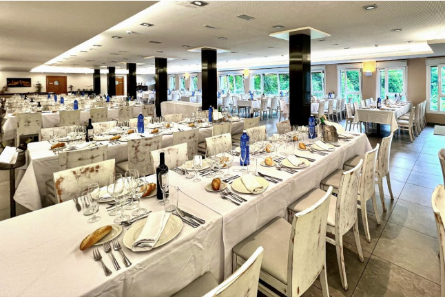 Escapada con Acceso a Zona Wellness, Desayuno y Cena en Hotel Iraipe Santuario De Arantzazu (Oñate, Guipúzcoa)