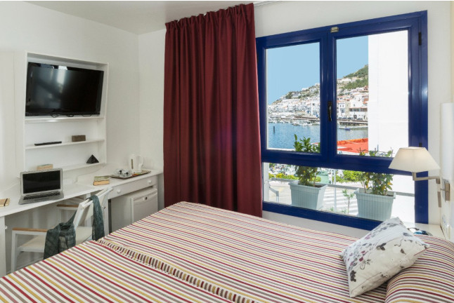 Escapada Relax con Spa Privado en Hotel Spa Cap de Creus (Port de la Selva, Girona)
