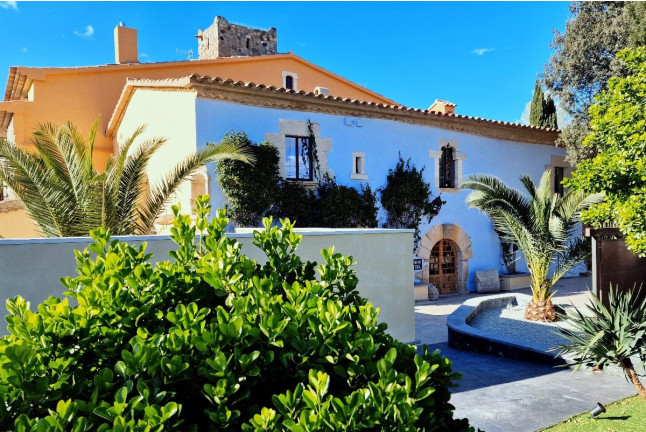 Escapada con Spa en el Hotel Boutique Comtal Empúries (Castelló d'Empúries, Girona)