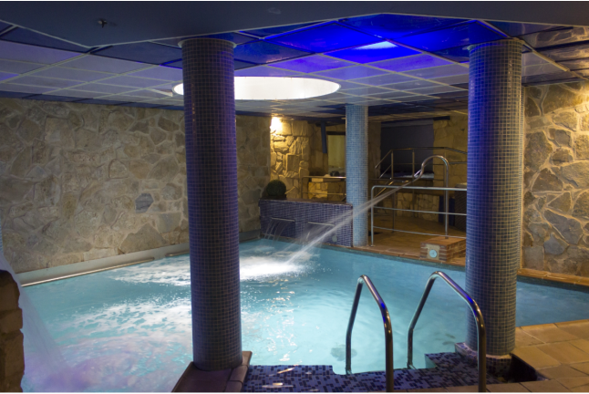 Escapada con Spa y Cena en Hotel & Spa Villa de Mogarraz 4* y Visita a La Bodega Medieval con Degustación de Vinos para dos (Salamanca)  