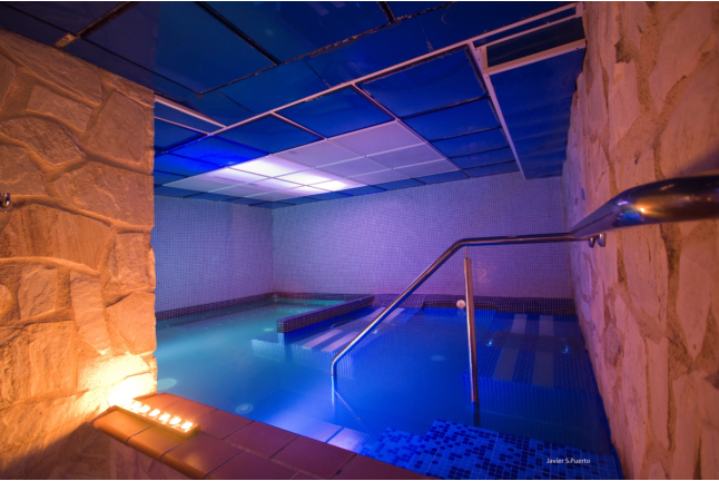 Escapada con Spa y Cena en Hotel & Spa Villa de Mogarraz 4* y Visita a La Bodega Medieval con Degustación de Vinos para dos (Salamanca)  