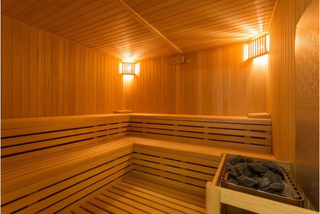 Circuito Spa, Masaje y Cena para dos en Hotel Spa Odeón 4* (Ferrol, A Coruña) - De lunes a viernes