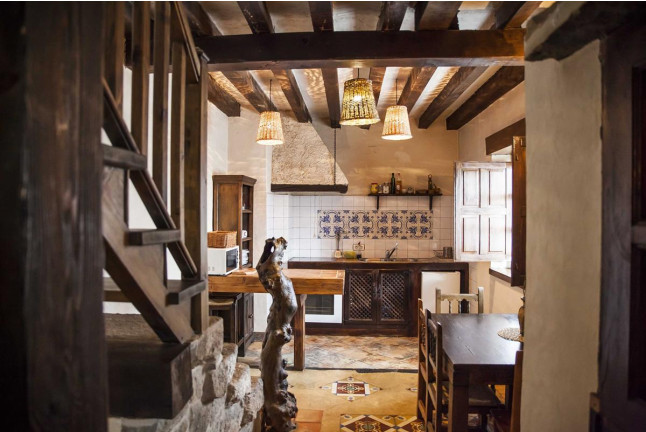 Escapada Relax con Spa Privado y Cava en Orgullo Rural Casa Rural 3* (Salamanca)